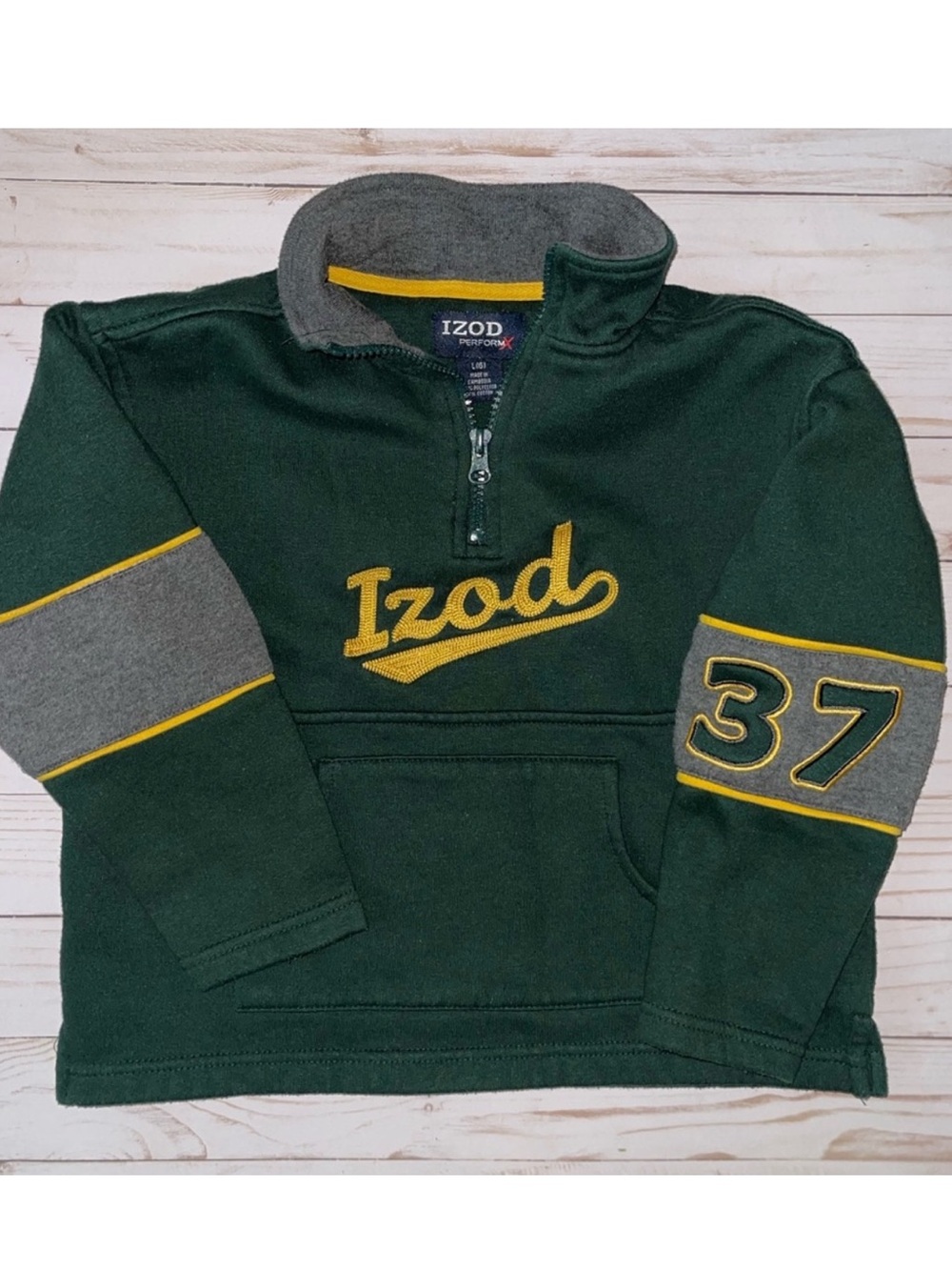 Izod vintage pullover